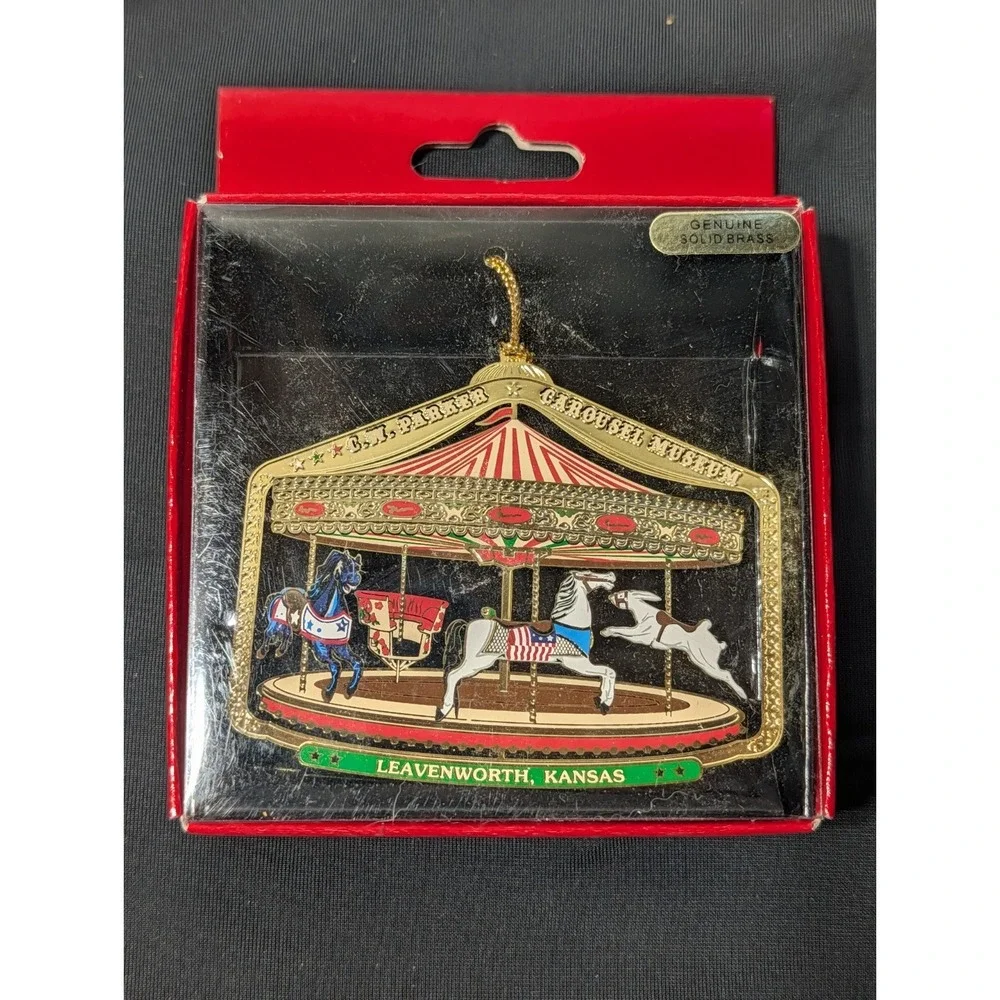 NIB VTG C.W. Parker Carousel Museum Leavenworth Kansas Brass Ornament